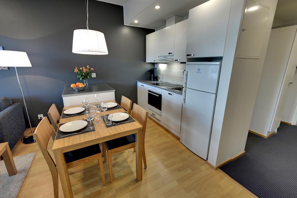 Forenom Serviced Apartments Tampere Pyynikki Zimmer foto